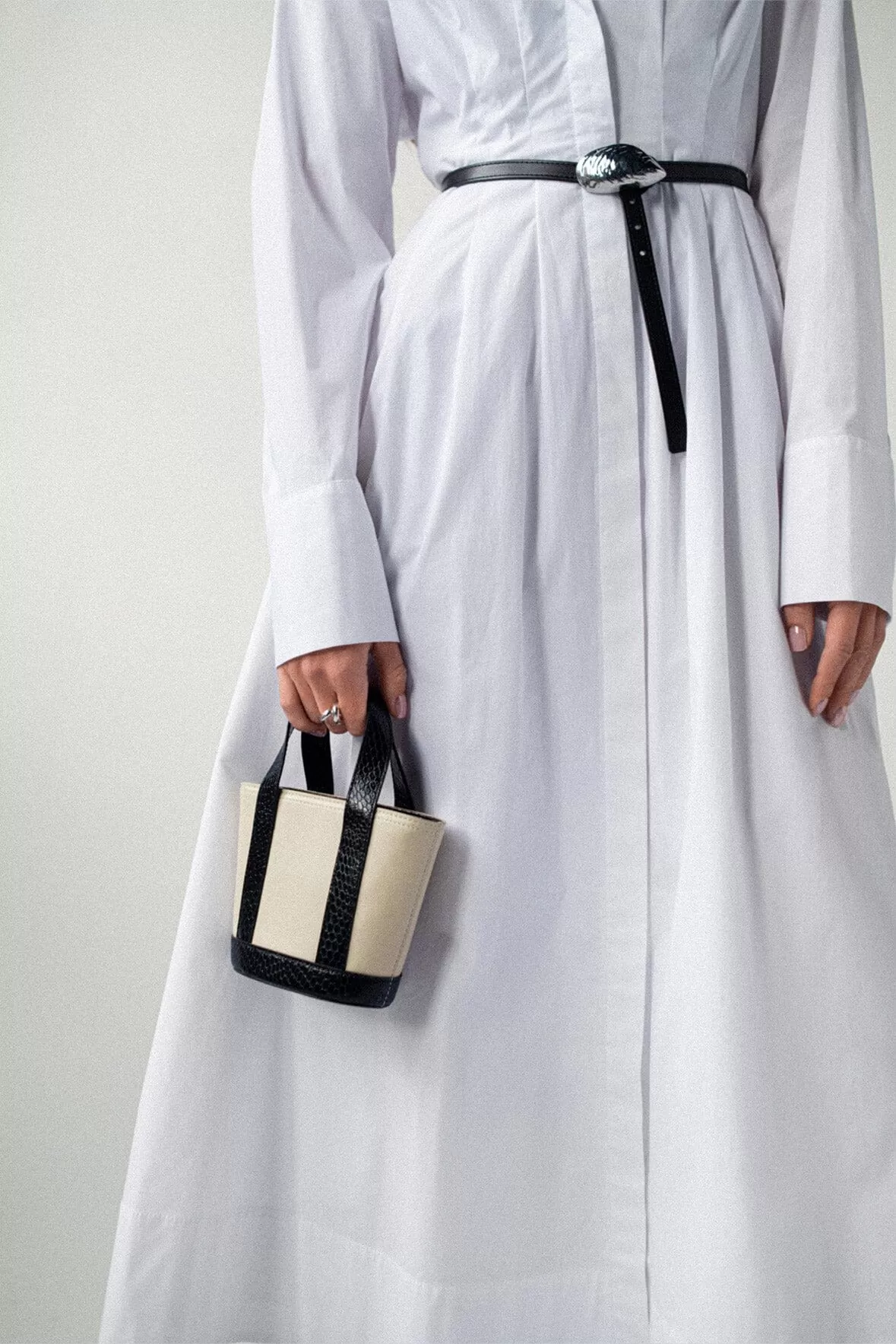 ALLORA MICRO TOTE | CREAM BLACK