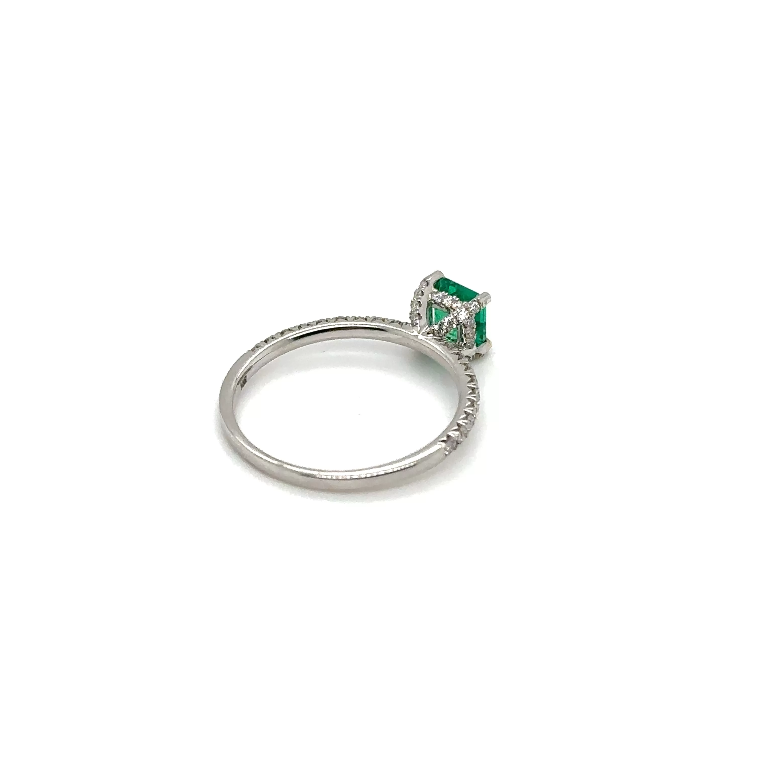 Colombian Emerald & Diamond Ring